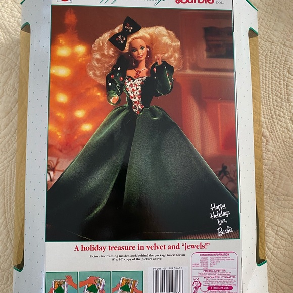 1991 Happy Holidays Special Edition Barbie Doll - Picture 4 of 7